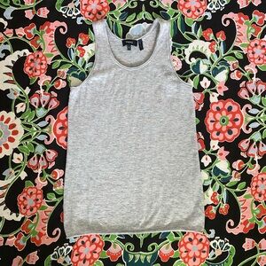 Theory Gray Sleeveless Fitted Tank Top